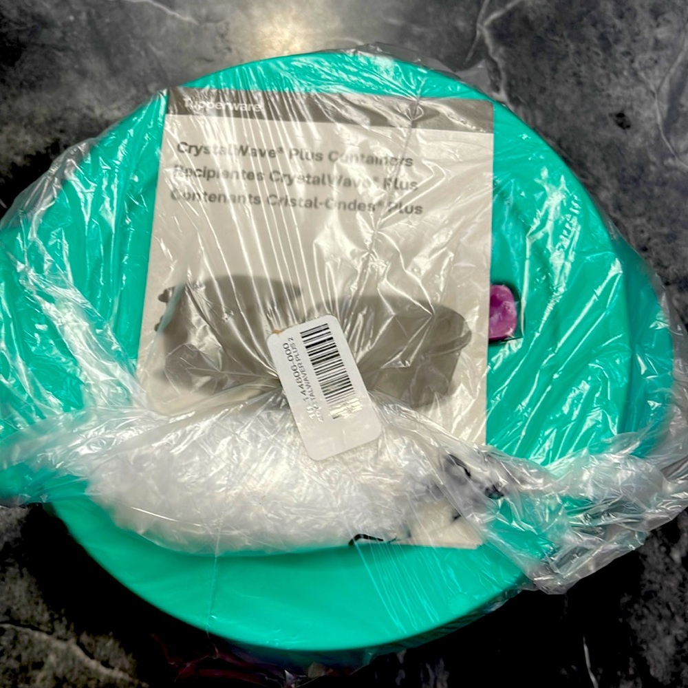 Tupperware CrystalWave Plus 2